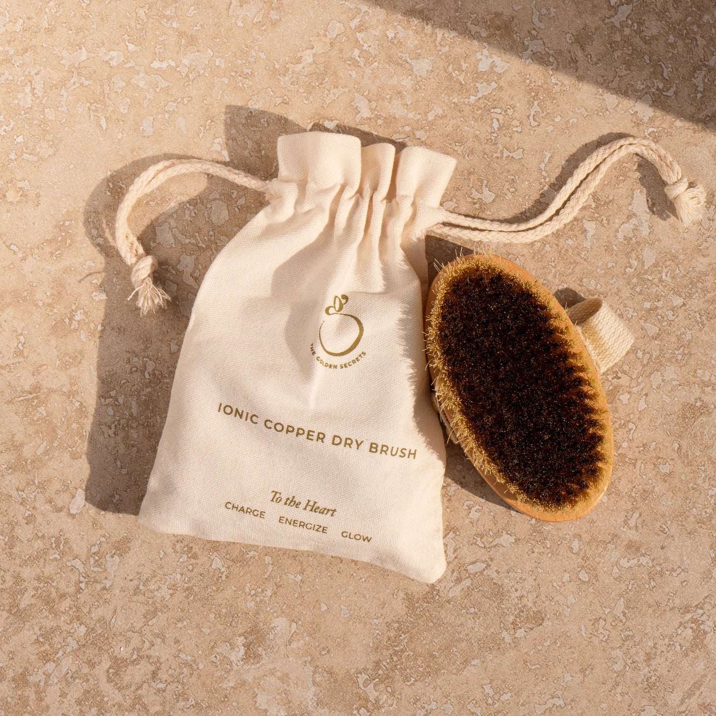 Copper Ionic Dry Brush for Smooth Skin