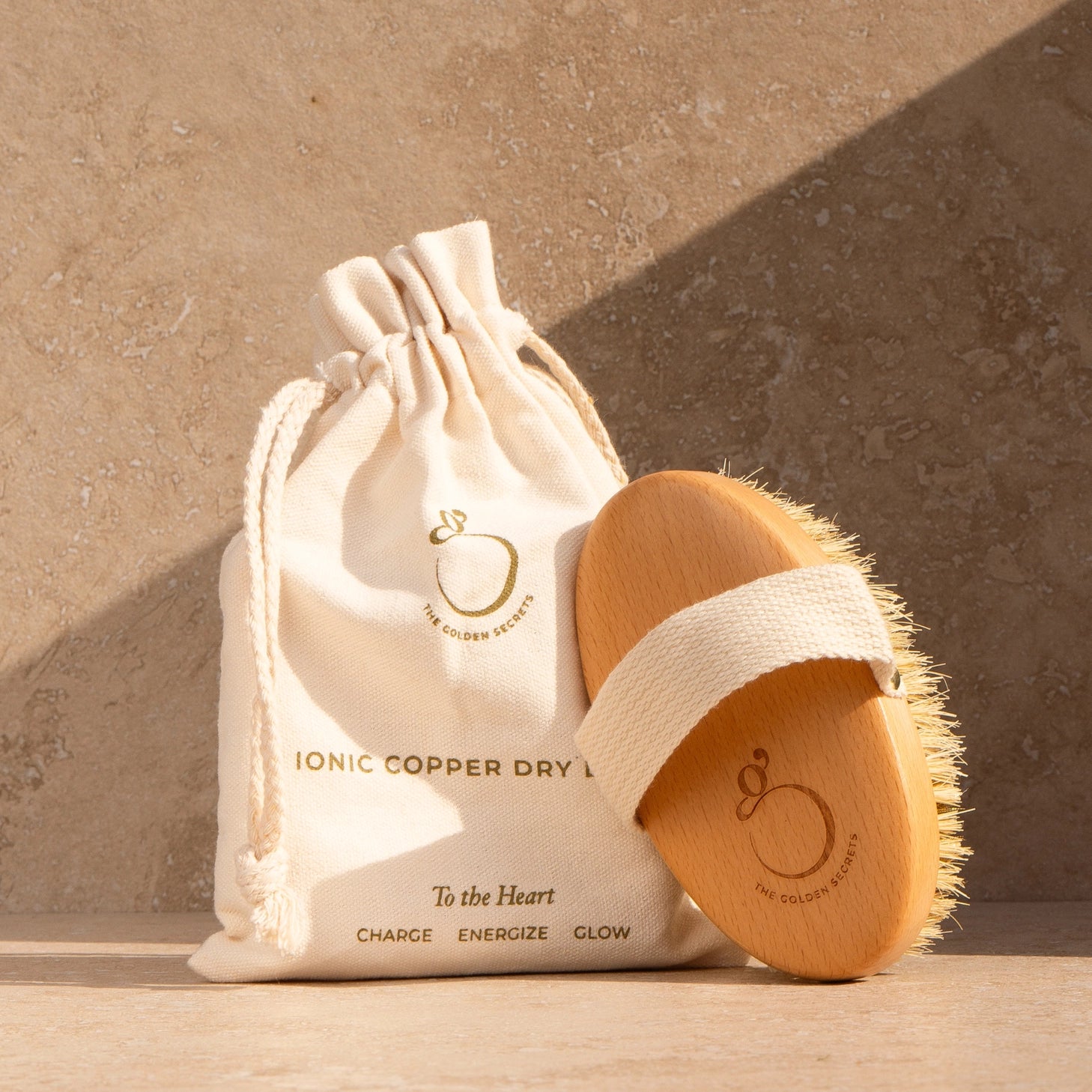 Copper Ionic Dry Brush for Smooth Skin