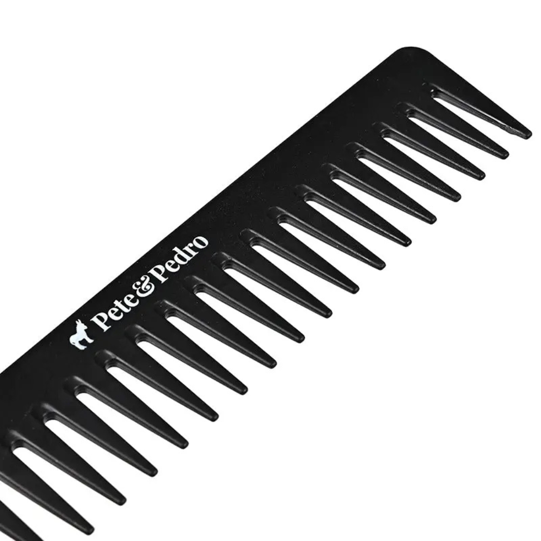 Close-up of Pete & Pedro wide tooth comb showing smooth, anti-static teeth for reduced frizz and hair damage