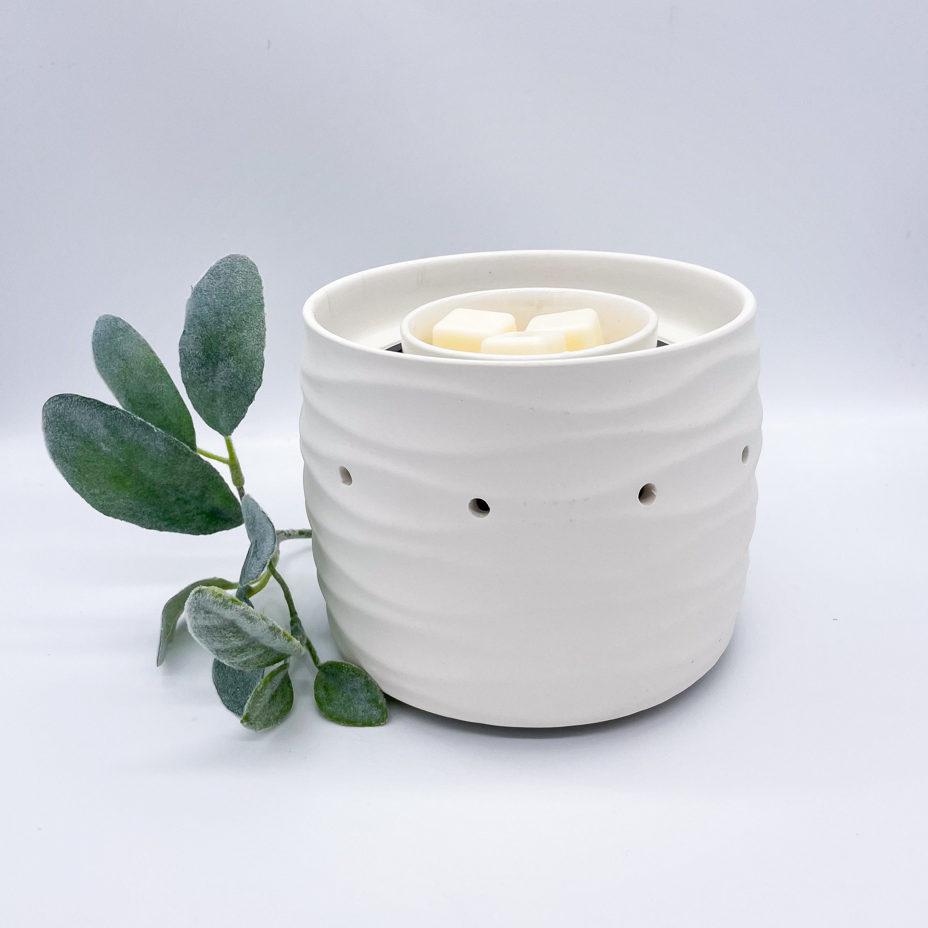 Illuminaire Wax Warmer Scrub Me Good